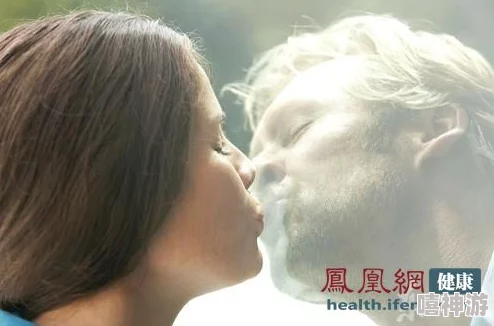 用舌头添女人的下面视频，带你领略前所未有的亲密体验与激情瞬间，让人欲罢不能的视觉盛宴！